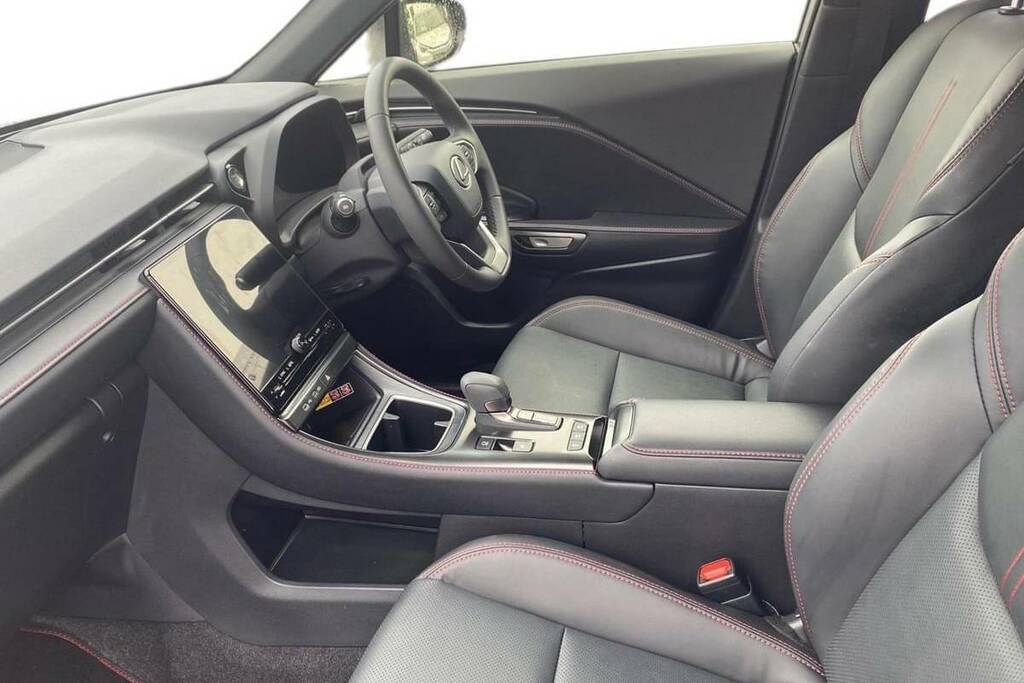 Lexus LBX 1.5 Premium E-cvt FT74DYM Grey #3
