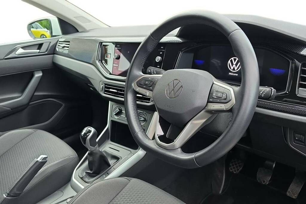 Volkswagen Polo 1.0 Tsi Life White #4