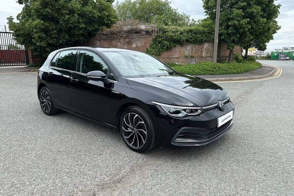 Volkswagen Golf 1.5 Tsi 150 Style FL73KCJ Black #5
