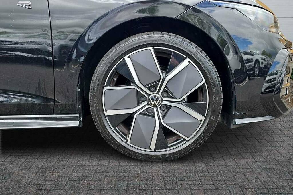 Volkswagen Golf 1.5 Tsi 150 Black Edition VK74GWZ Black #5