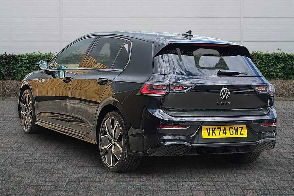 Volkswagen Golf 1.5 Tsi 150 Black Edition VK74GWZ Black #3