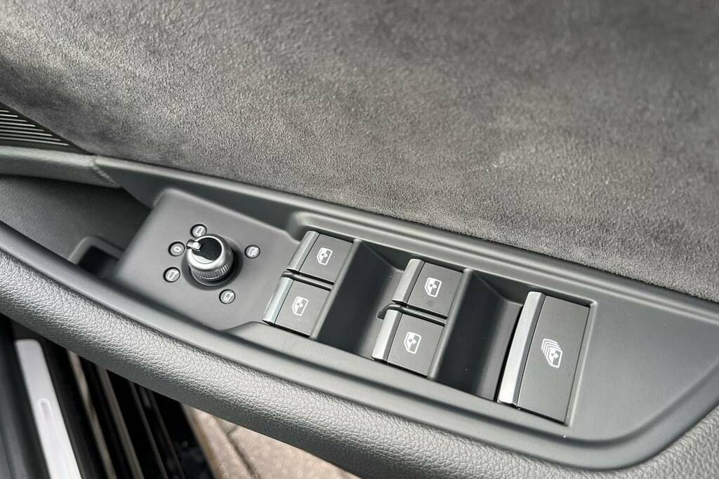 Audi A5 40 Tfsi 204 S Line S Tronic BD22ULR Black #6