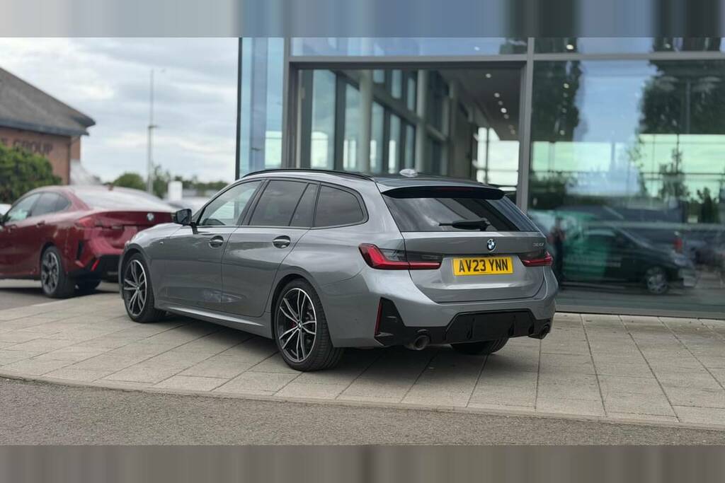 BMW 3 Series 320I M Sport Step AV23YNN Grey #2