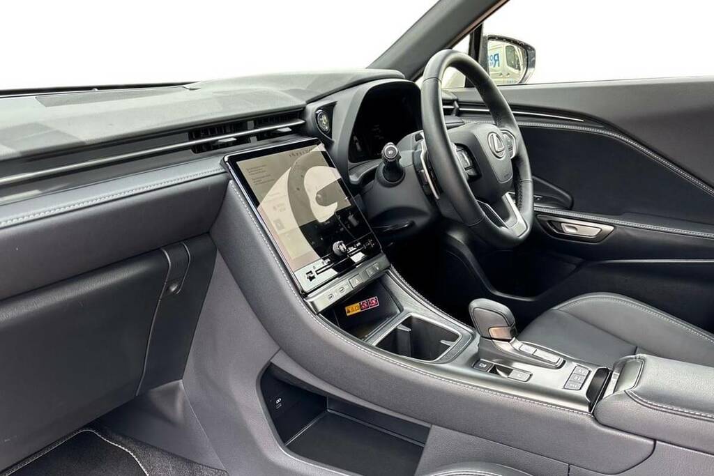 Lexus LBX 1.5 Takumi E-cvt VK25HXO Grey #5
