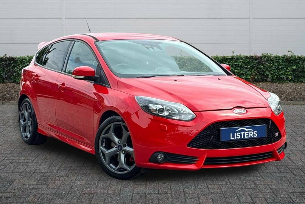 Ford Focus 2.0T St-3 Red