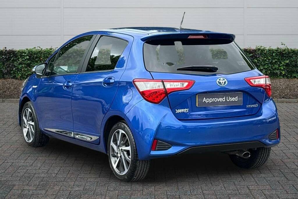 Toyota Yaris 1.5 Hybrid Excel Cvt WU18SMX Blue #2