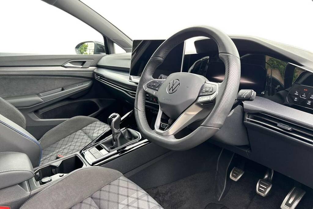 Volkswagen Golf 1.5 Tsi 150 Black Edition FN74BLK Black #4