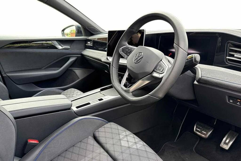Volkswagen Passat 1.5 Tsi Ehybrid 272 R-line Dsg DF25FTC Black #6