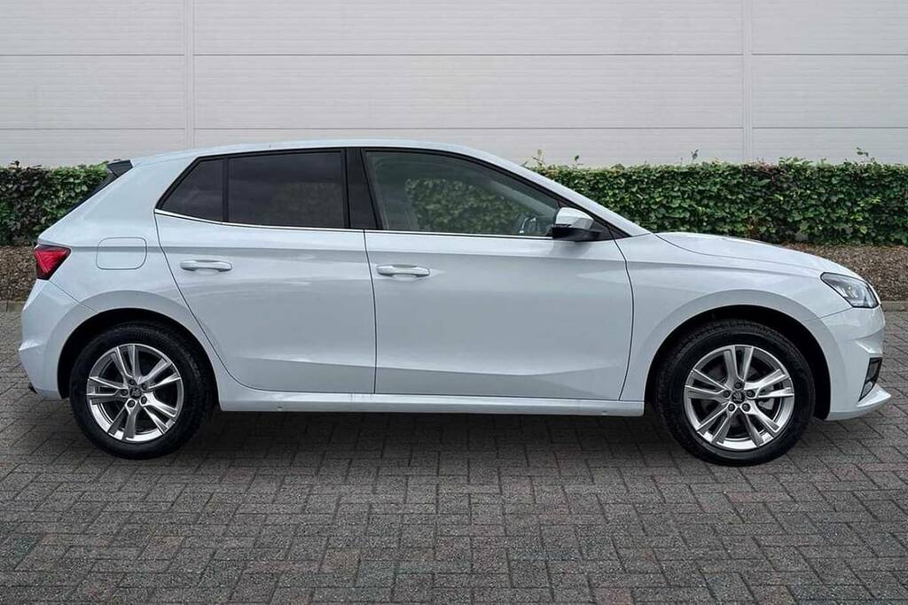 Skoda Fabia 1.0 Tsi 116 Se L Edition Dsg KS25HBY White #4