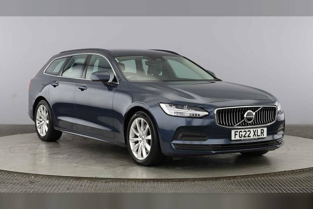 Volvo V90 2.0 B4d Momentum Blue
