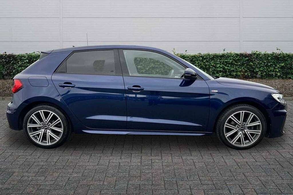 Audi A1 30 Tfsi 110 S Line S Tronic VU24FKM Blue #4