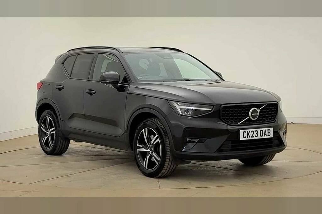 Volvo XC40 2.0 B3p Plus Dark Black