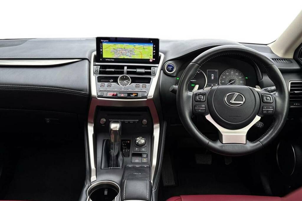Lexus NX 300H 2.5 Premium Sport Edition Cvt Pan Roof White #6