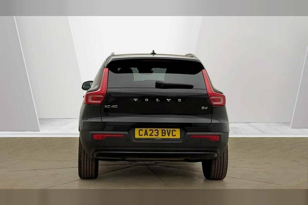 Volvo XC40 2.0 B4p Ultimate Dark CA23BVC Black #4