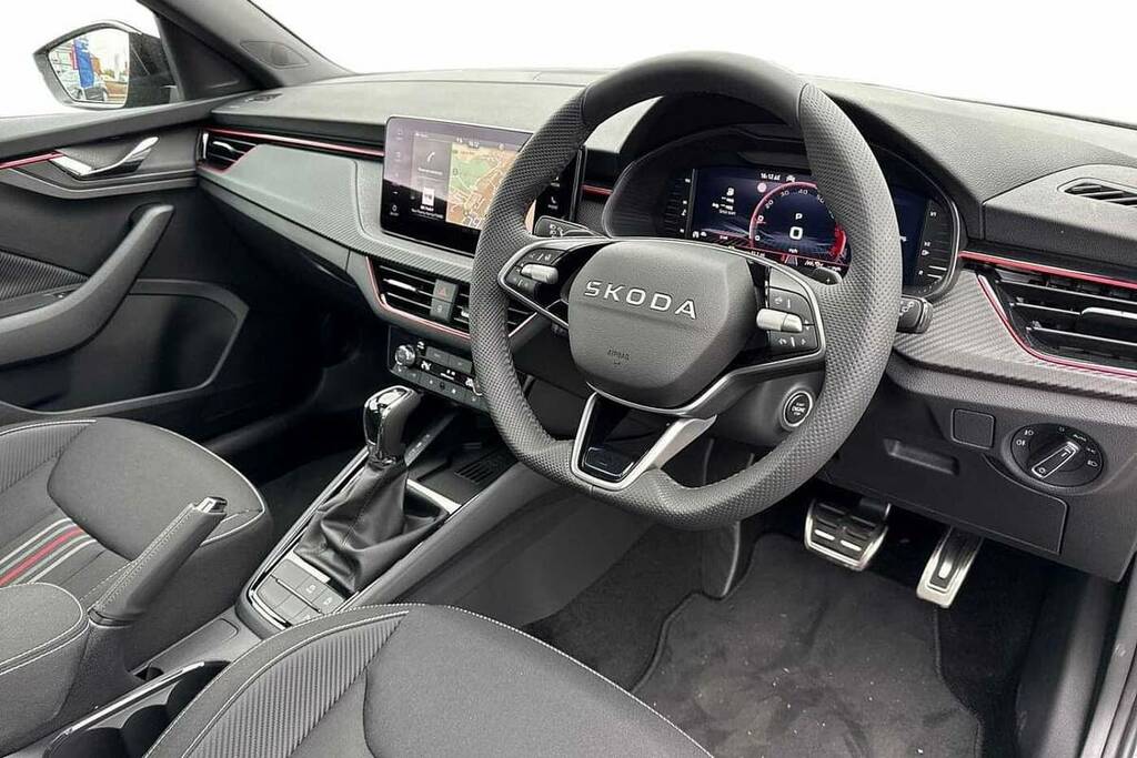 Skoda Kamiq 1.5 Tsi Monte Carlo Edition Dsg Black #6