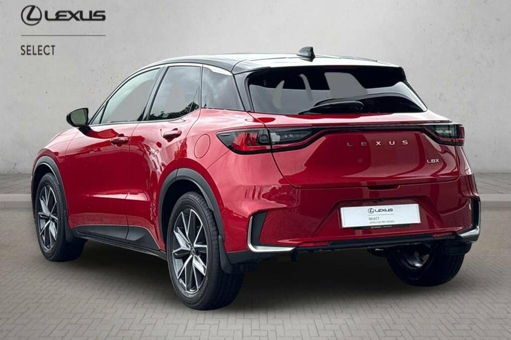 Lexus LBX 1.5 Premium Plus E-cvt LN75TMZ Black #4
