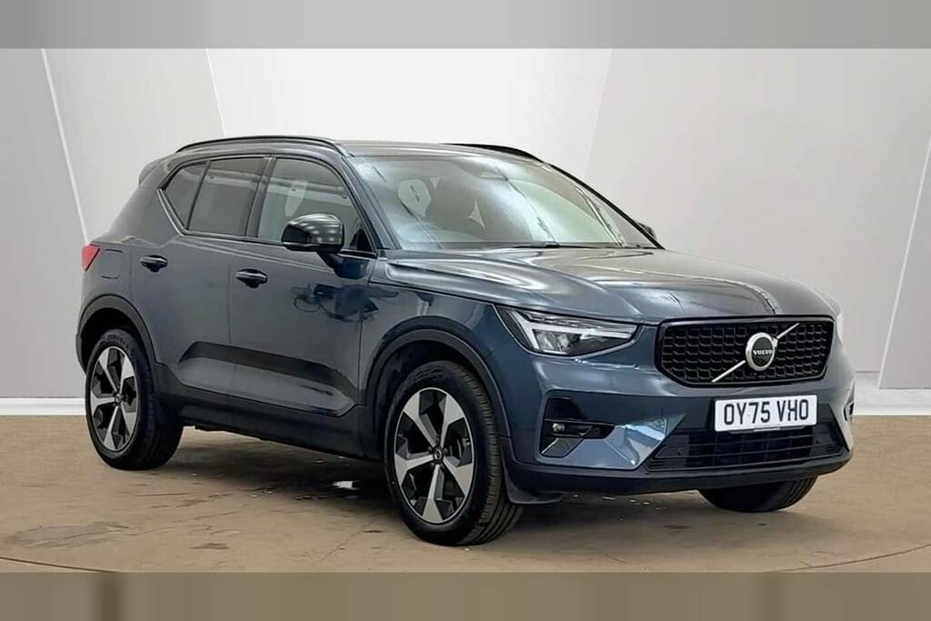Volvo XC40 2.0 B3p Plus Dark Blue