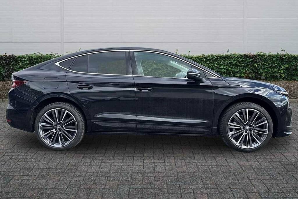 Skoda ENYAQ 210Kw 85 Edition 82Kwh Black #4