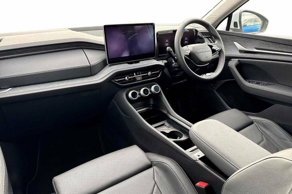 Skoda Kodiaq 1.5 Tsi Iv 204 Se L Dsg White #2