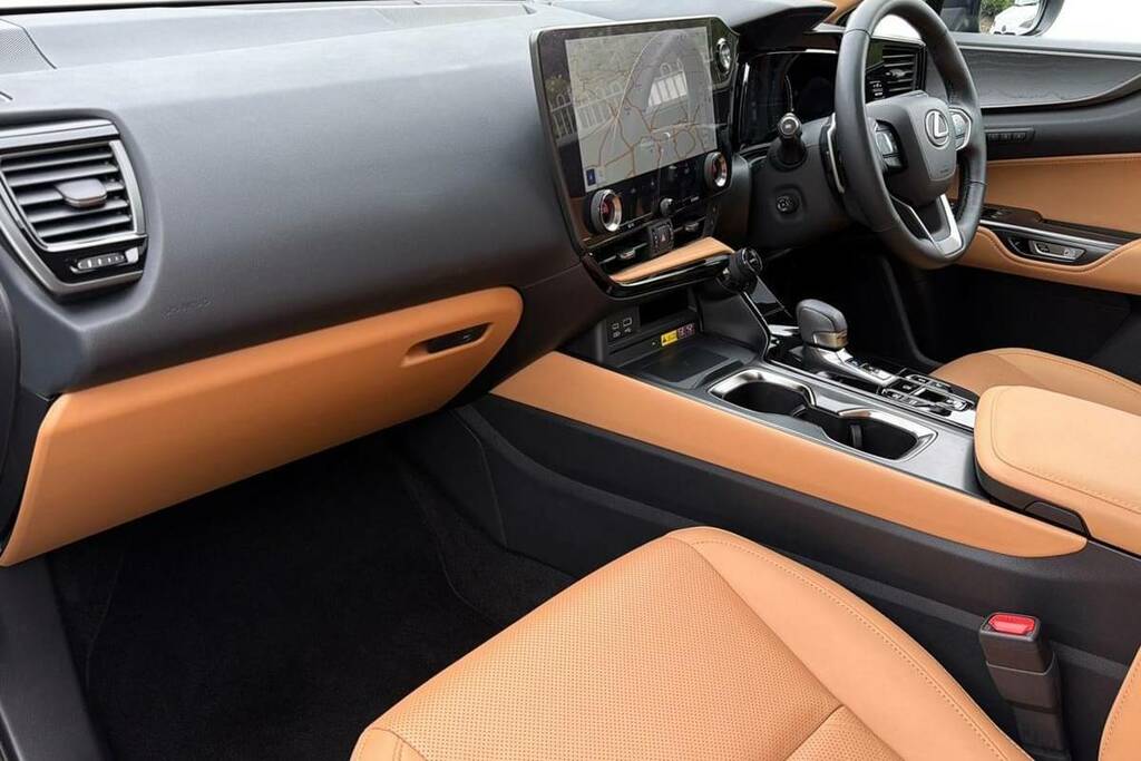 Lexus NX 450H 2.5 Takumi E-cvt Sunroof Green #5
