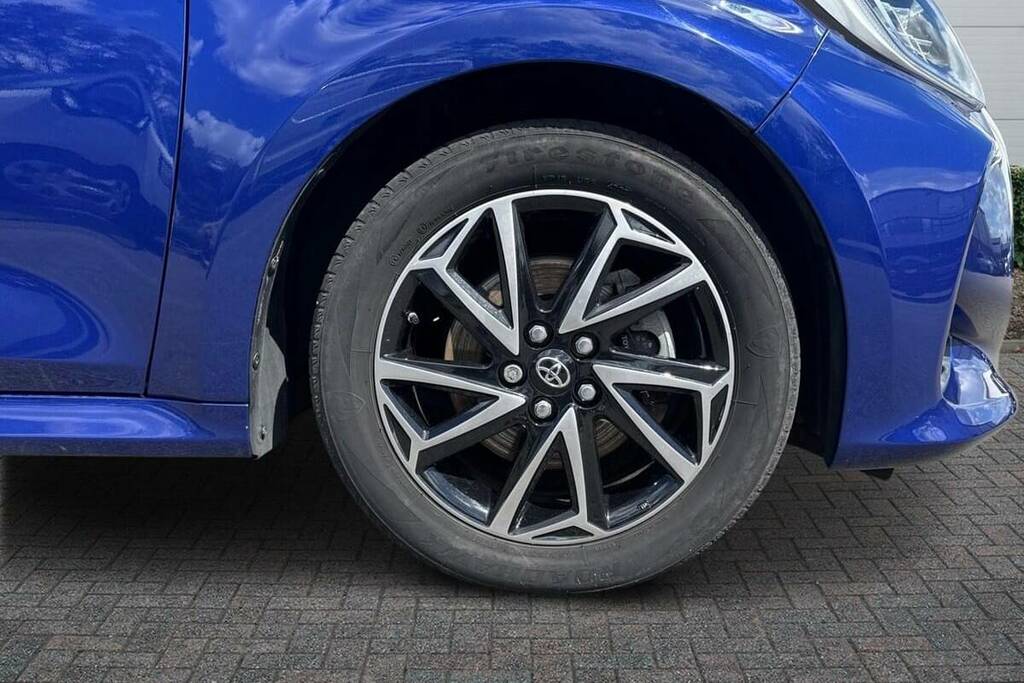 Toyota Yaris 1.5 Hybrid Design Cvt VU72TXF Blue #6