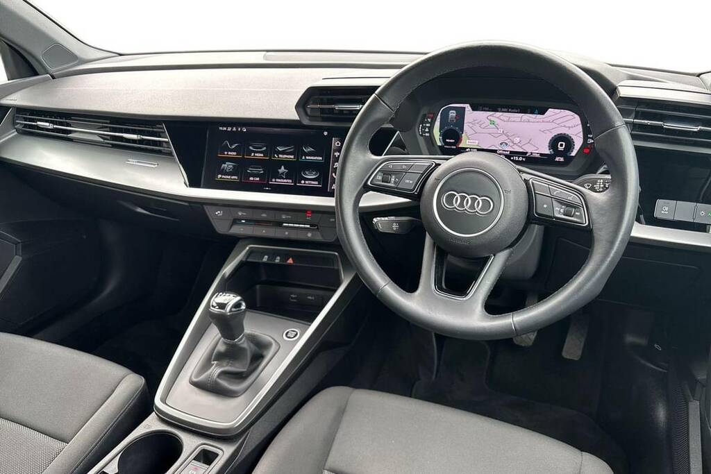 Audi A3 35 Tfsi Technik V070UAF Blue #4