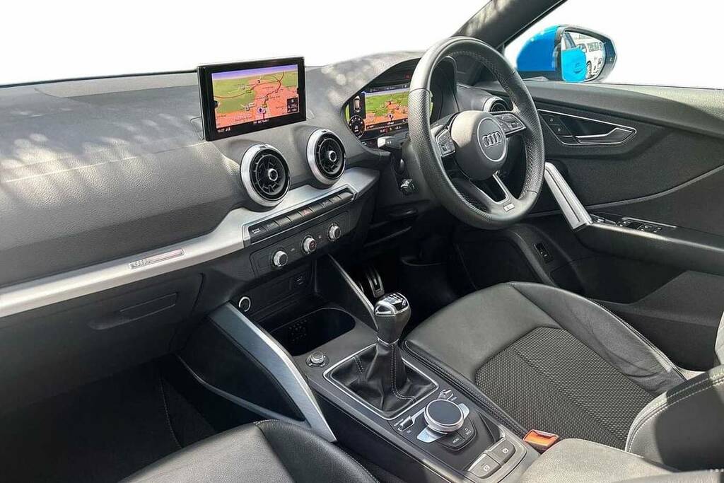 Audi Q2 35 Tfsi S Line VA21JVJ Blue #2