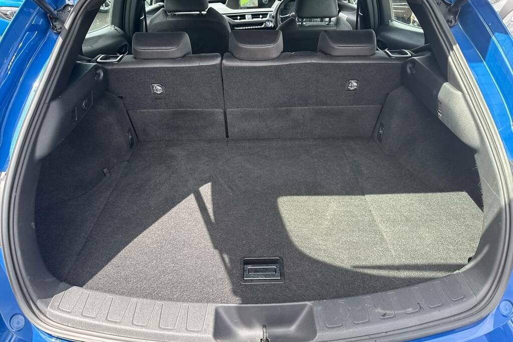 Lexus UX 250H 2.0 Cvt Without Nav Blue #2