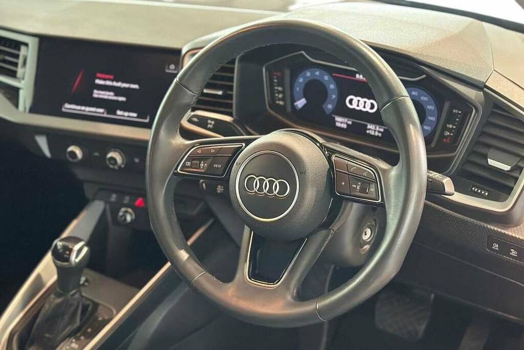 Audi A1 25 Tfsi Sport S Tronic BL72OTS Blue #6