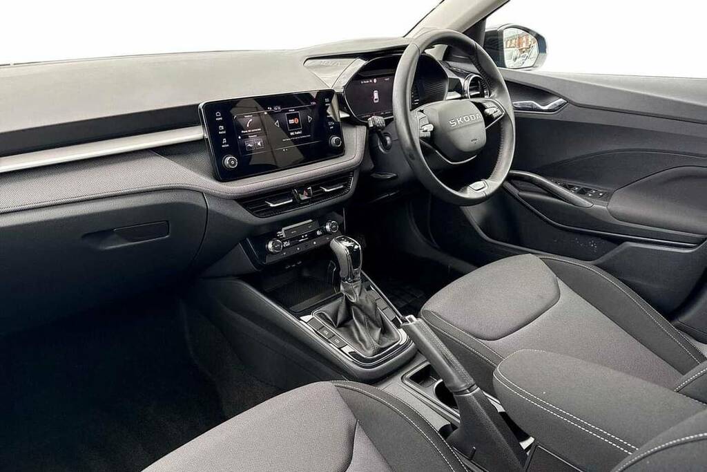 Skoda Fabia 1.0 Tsi 116 Design Edition Dsg KM75DVR Blue #2