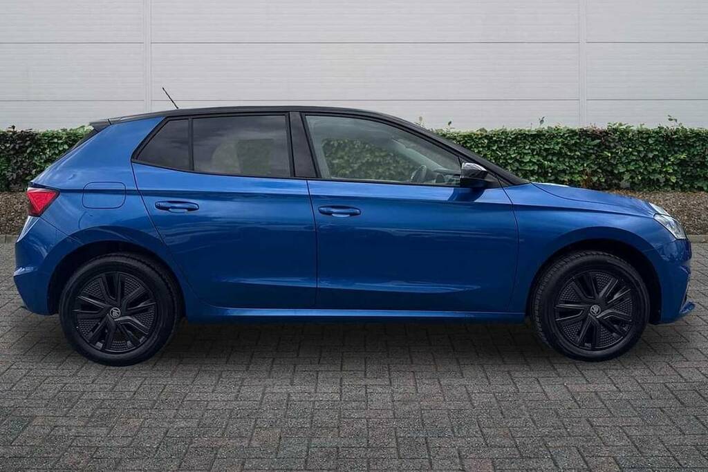 Skoda Fabia 1.0 Tsi 116 Design Edition Dsg KM75DVR Blue #4