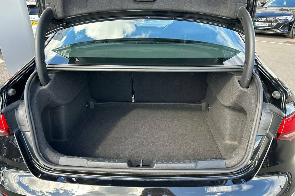 Audi A3 35 Tfsi Sport S Tronic VK24ZCF Black #2