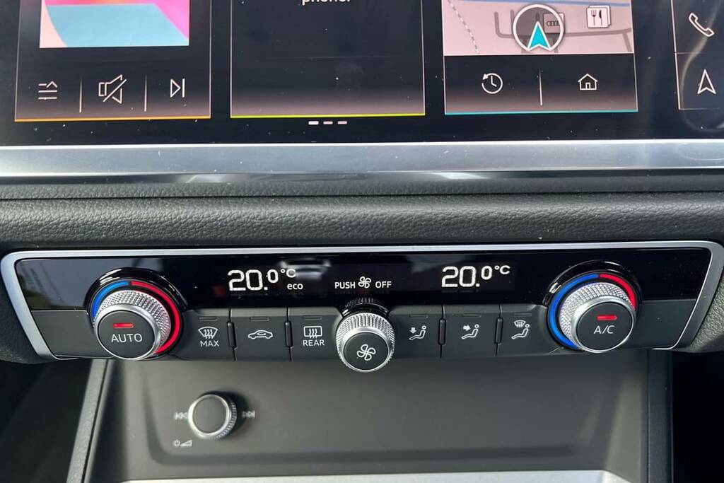 Audi Q3 35 Tfsi Sport S Tronic Blue #6
