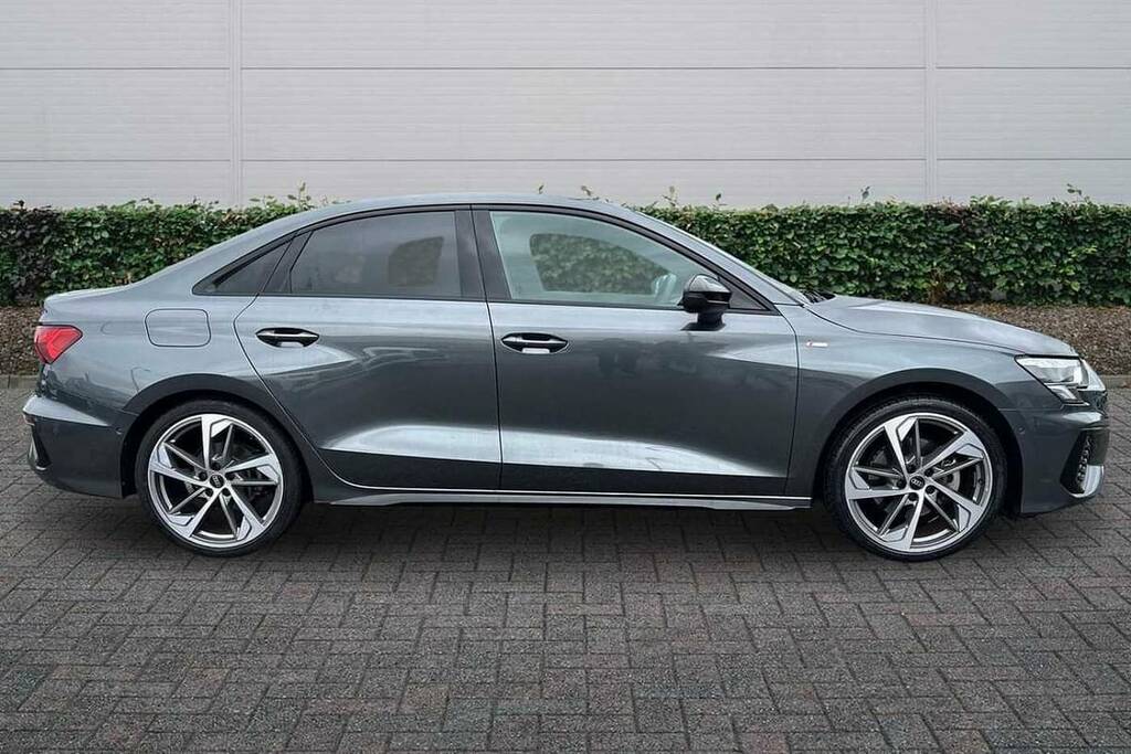 Audi A3 35 Tfsi Black Edition S Tronic Grey #4