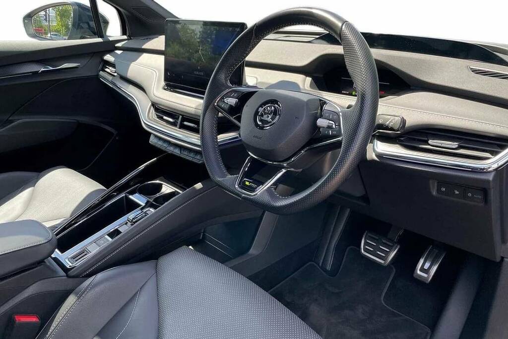 Skoda ENYAQ 220Kw Vrs 82Kwh 4X4 BD73WHX Black #6