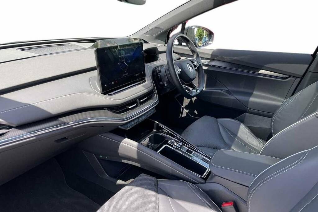 Skoda ENYAQ 220Kw Vrs 82Kwh 4X4 BD73WHX Black #2