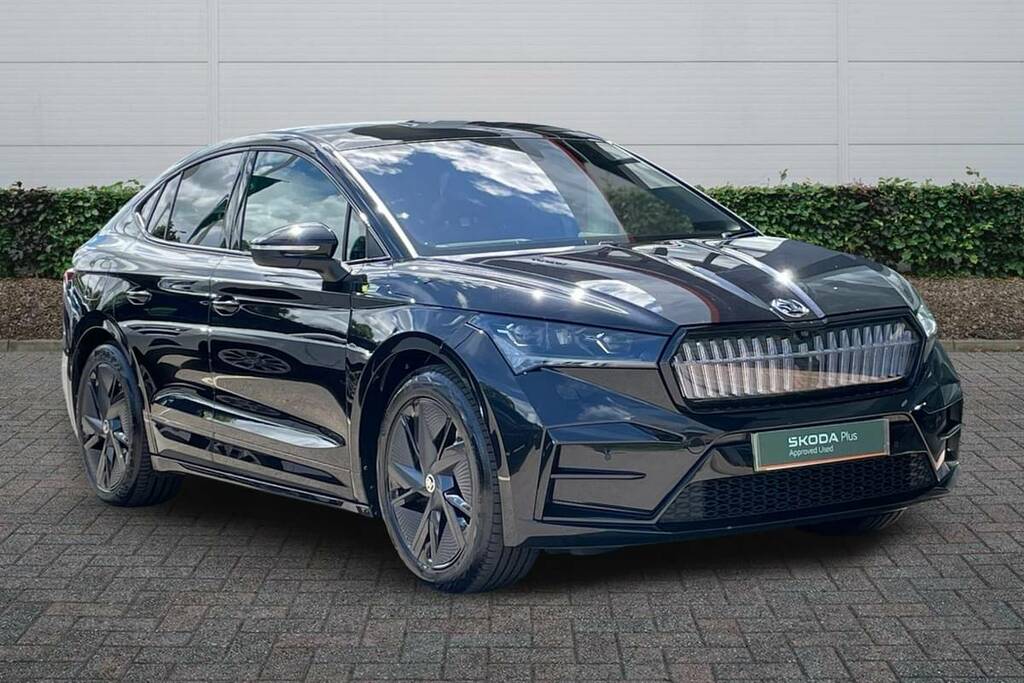 Skoda ENYAQ 220Kw Vrs 82Kwh 4X4 Black