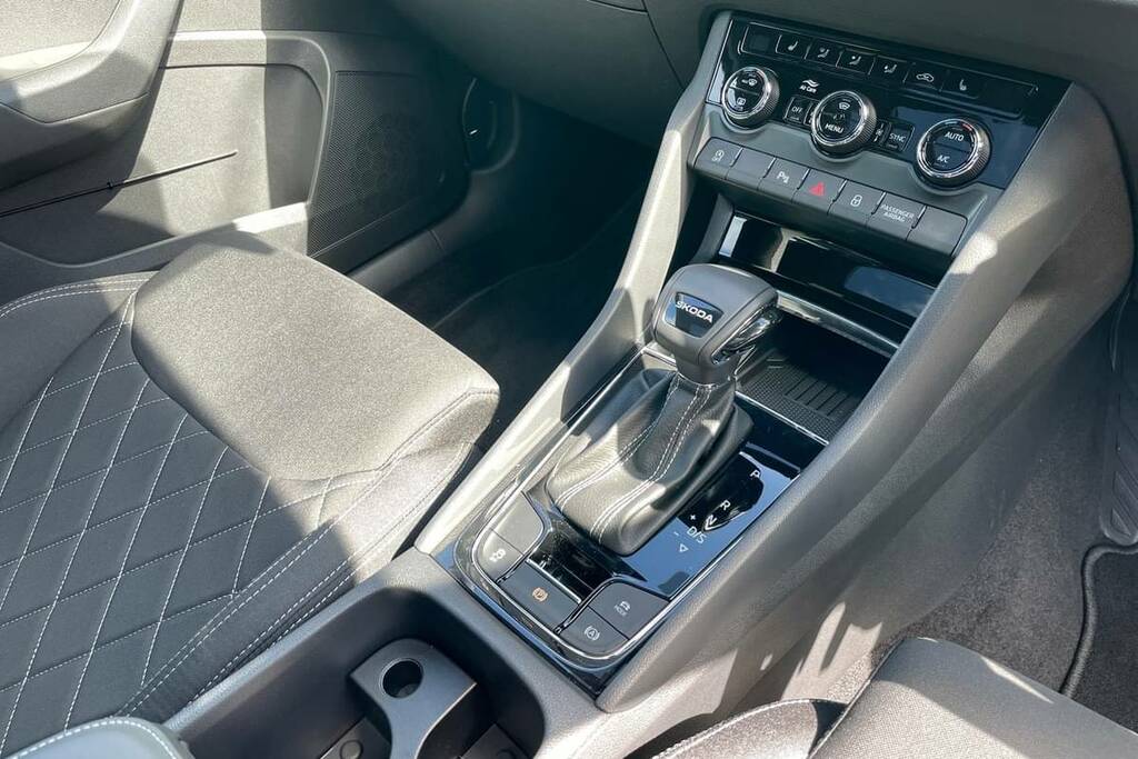 Skoda Karoq 1.5 Tsi Sportline Edition Dsg Grey #5