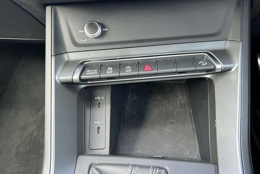 Audi Q3 35 Tdi Black Edition S Tronic 20 Alloy BT25FDU Blue #6