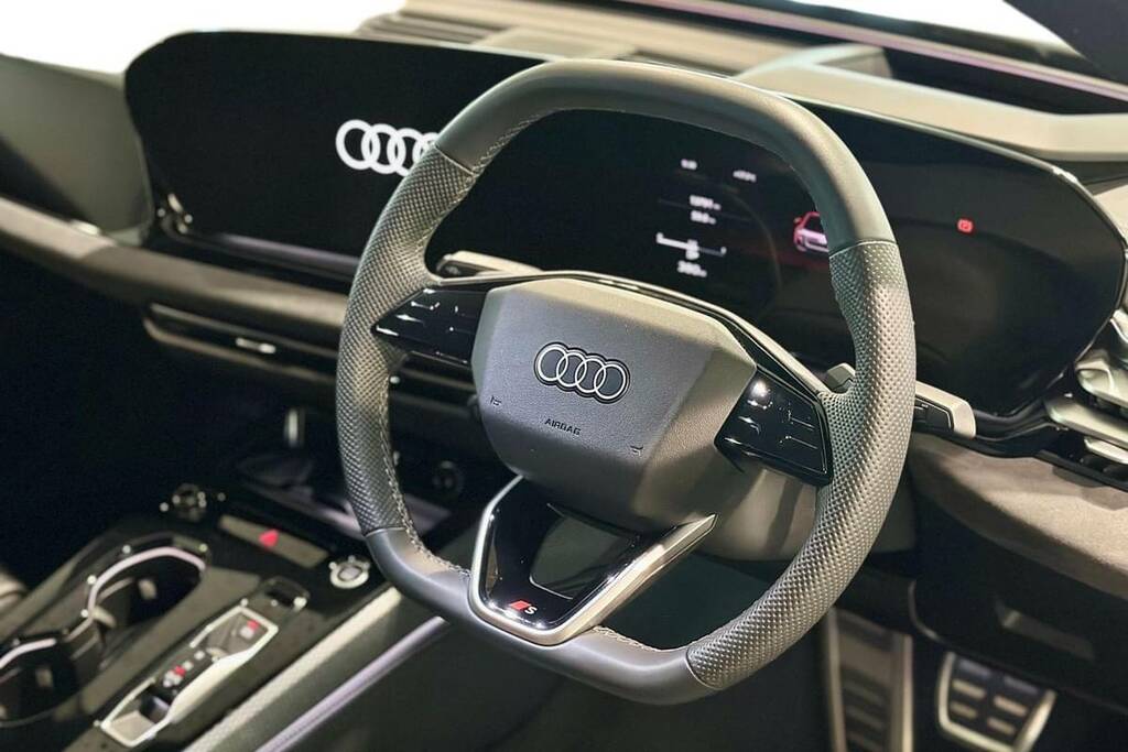 Audi A5 2.0 Tdi 204 Edition 1 S Tronic BV25FGU Grey #4