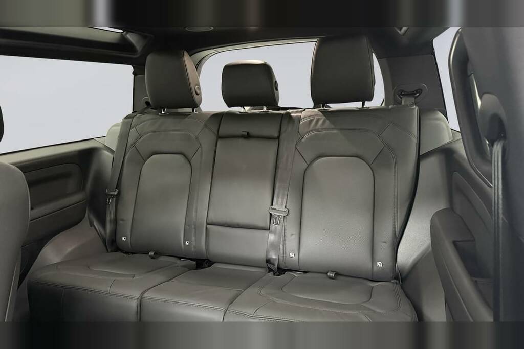 Land Rover Defender 90 3.0 D350 X-dynamic Hse 90 Grey #4
