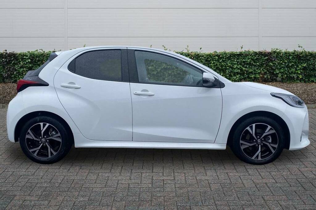 Toyota Yaris 1.5 Hybrid Design Cvt  #5