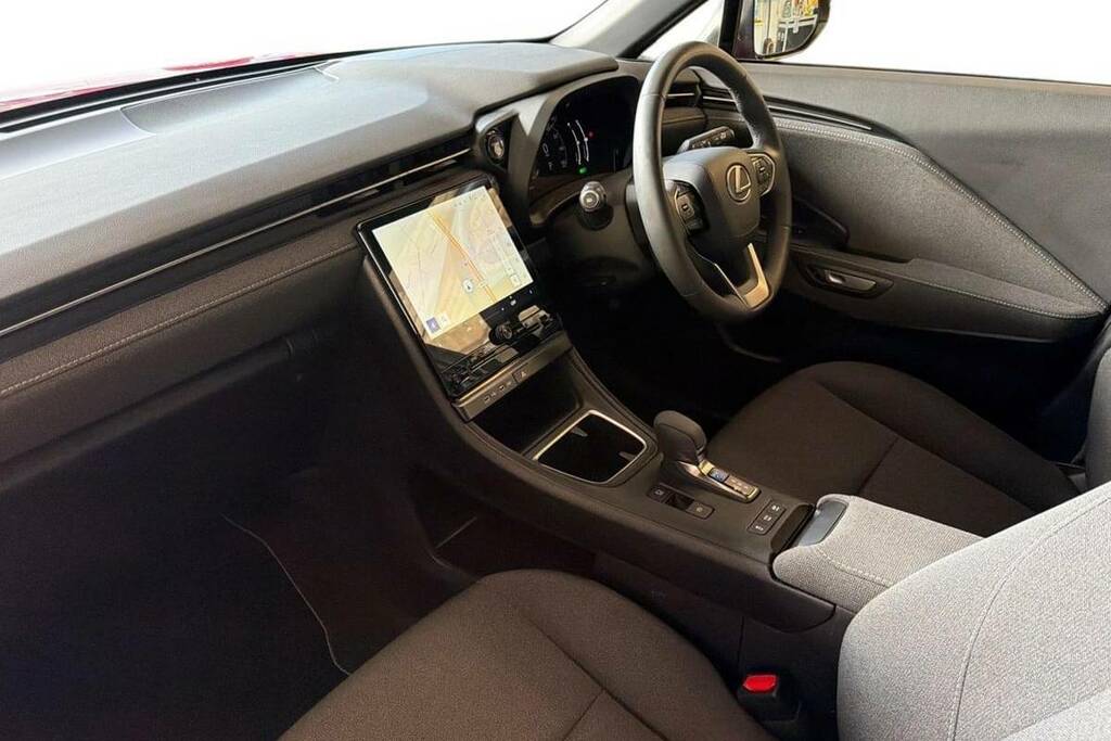 Lexus LBX 1.5 Urban E-cvt KF24OHT Red #5