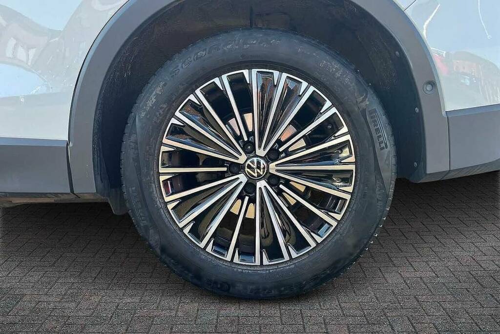Volkswagen Tiguan 1.5 Etsi Match Dsg VU24OVK White #5