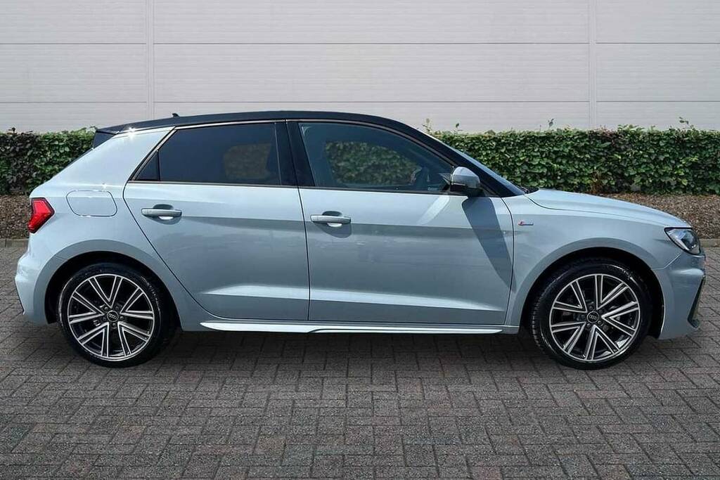 Audi A1 30 Tfsi S Line S Tronic VE26EFU Grey #4