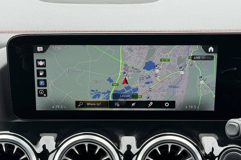 Mercedes-Benz EQA 250 140Kw Amg Line Premium 66.5Kwh Grey #3