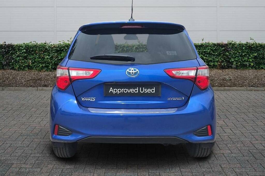 Toyota Yaris 1.5 Hybrid Design Cvt VE17UAL Blue #4