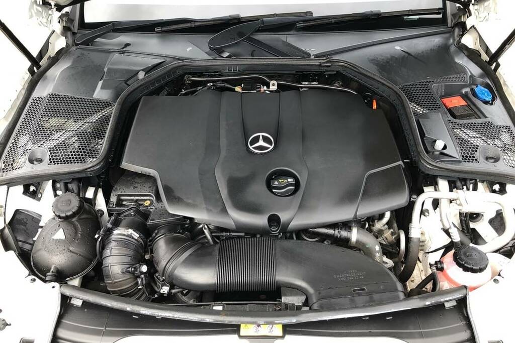 Mercedes-Benz C Class C220d Se 9G-tronic White #5