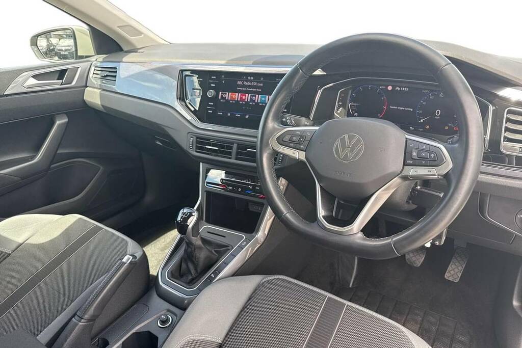 Volkswagen Polo 1.0 Tsi Style Grey #4