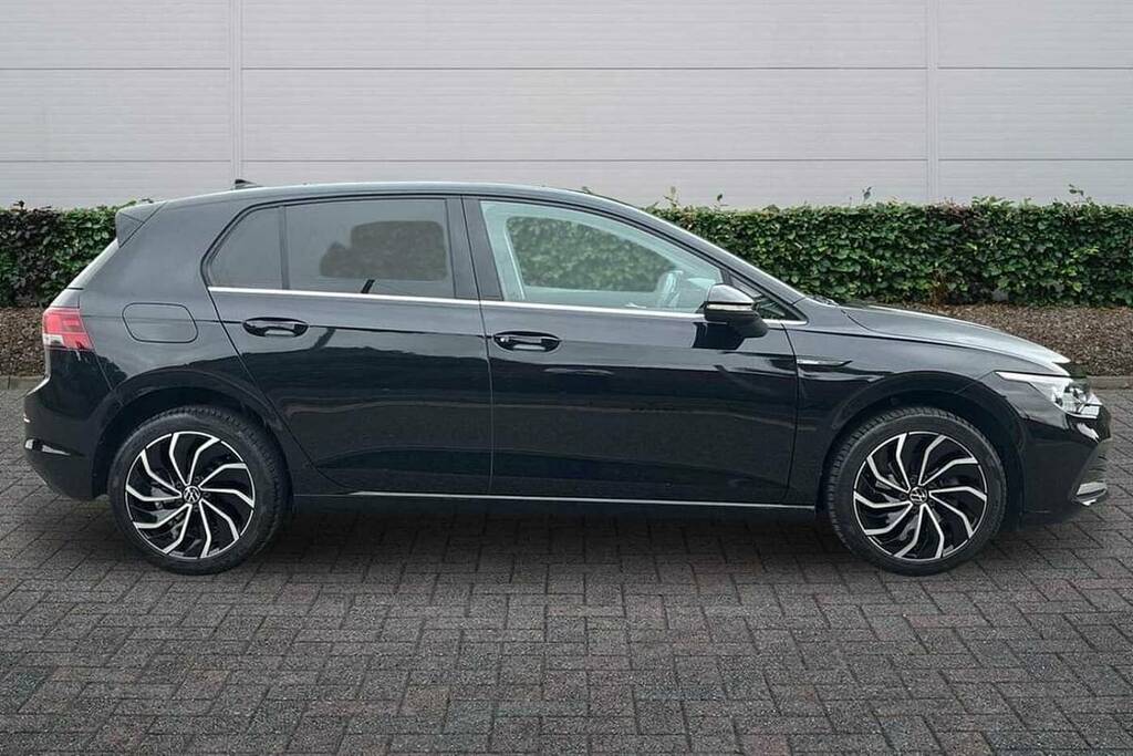 Volkswagen Golf 1.5 Tsi Style Edition FP23OBG Black #4